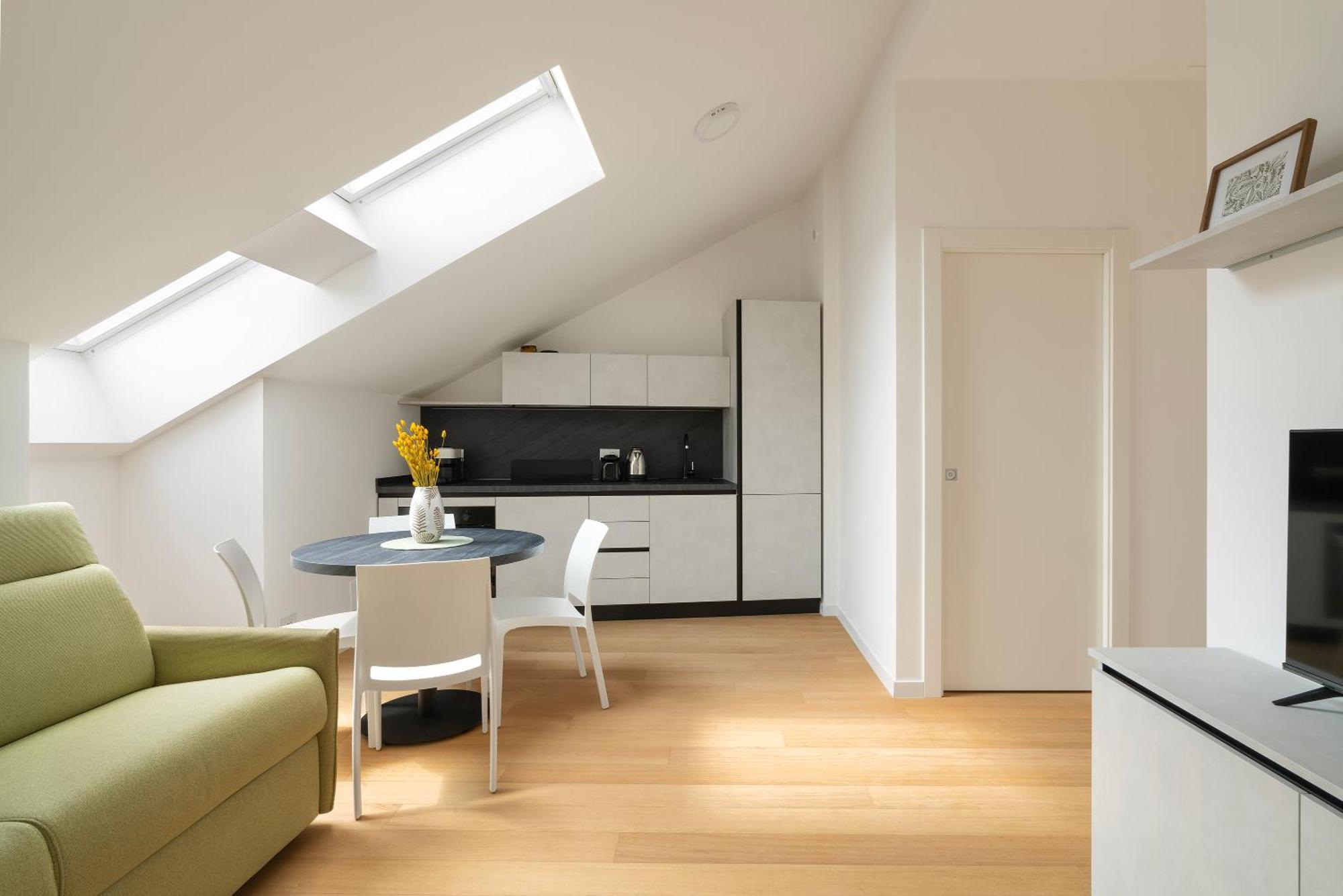 Apartment Santa Tecla Living Corti Di Bayres2 Mailand